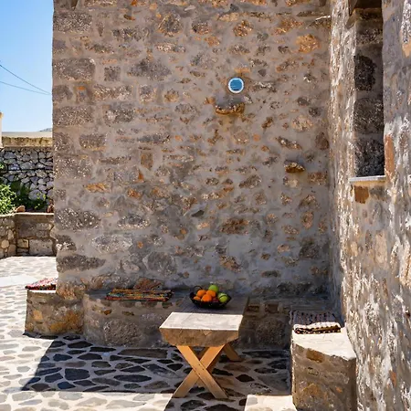 Lithos House * Avlona